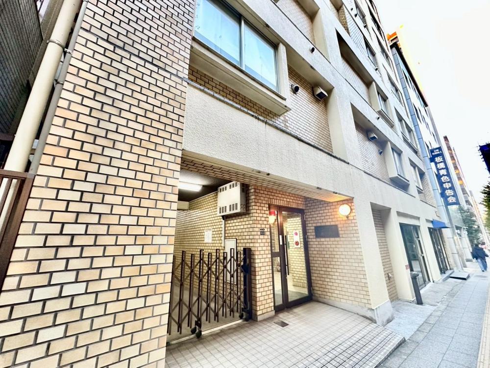 サンパレス本町