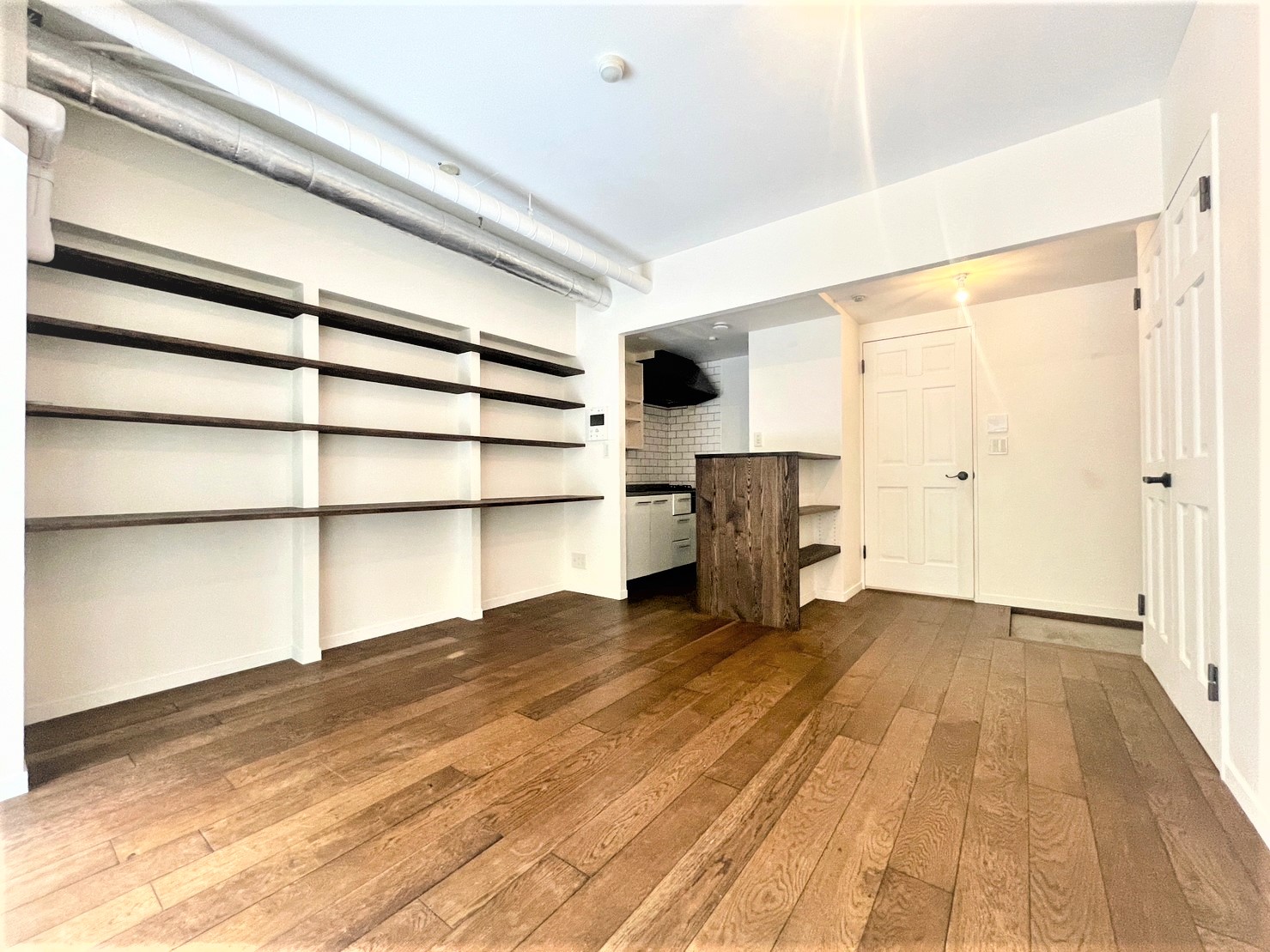 【山田さんはいつでも親切に、丁寧に対応してくださりました】～不動産購入は初めてだったので最初は不安もありましたが、丁寧かつスピーディーに対応していただき理想のマンションを購入することができました！～