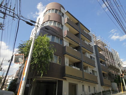 【中川さんの丁寧さが選んだ理由でした。】~大手不動産と比較しましたが、ローンの理解に向けての説明がとても丁寧で誠実さを感じられる営業さんだと思いました。物件にも営業さんにも満足しております。~