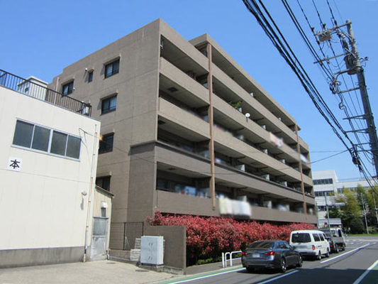 【転職に伴い新たな住まい探し】~全体的に満足のいく対応で無事購入ができてほっとしています~