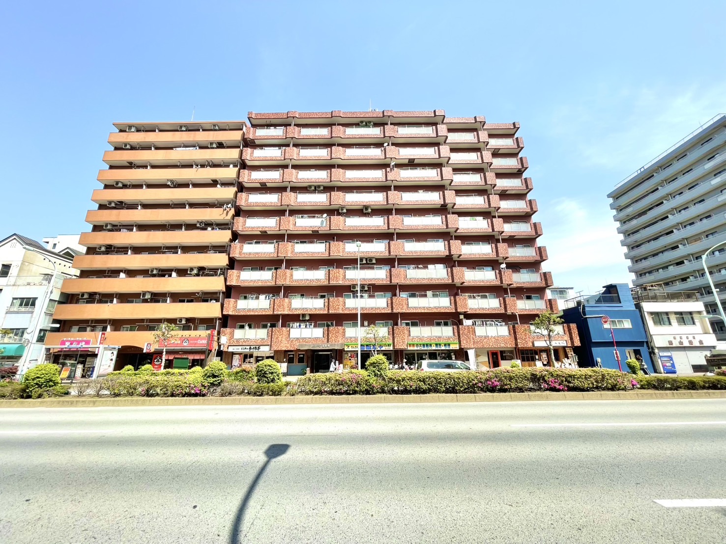 【これまでの仲介実績や、売却対応への評価に信頼】～いろいろと解決することがありましたが、その都度、丁寧に対応していただきとてもよかったです～