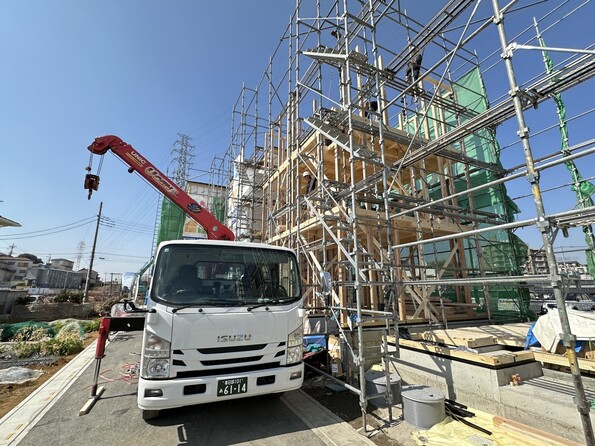 【外観】陽当りや通風性など各所に施された工夫で住みやすさを実現。部屋の大きさや周辺環境・街並など、資料には掲載していない情報が現地にはたくさんございます。是非ご確認下さい。