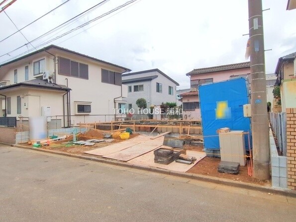 埼玉県上尾市大字小泉