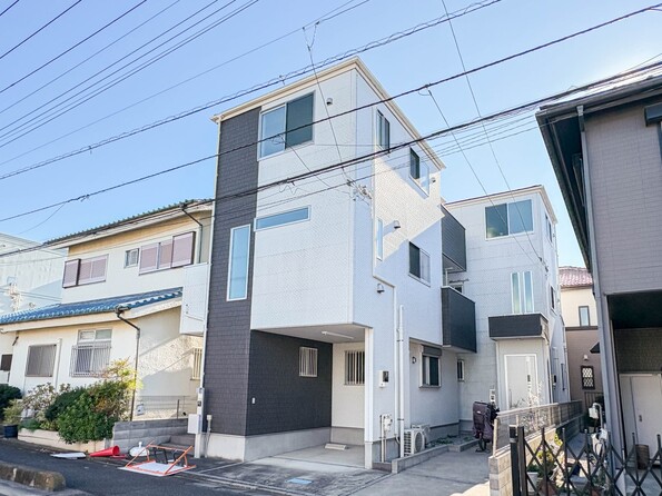 埼玉県さいたま市浦和区大東３丁目