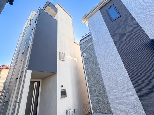 埼玉県川口市大字西新井宿