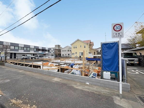 埼玉県さいたま市見沼区春岡２丁目