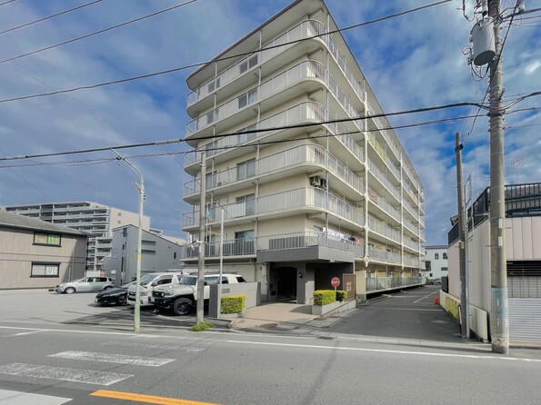埼玉県川口市末広１丁目