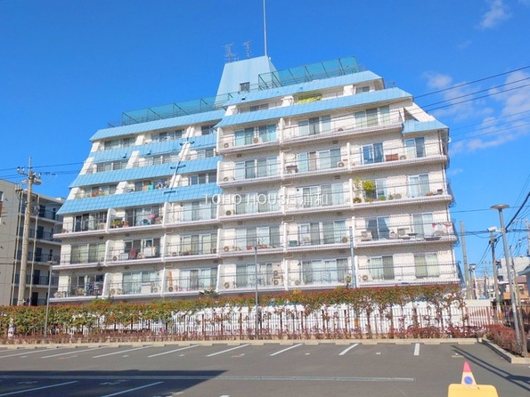 埼玉県川口市上青木西１丁目