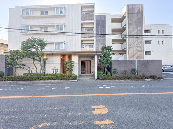 埼玉県川口市南鳩ヶ谷４丁目