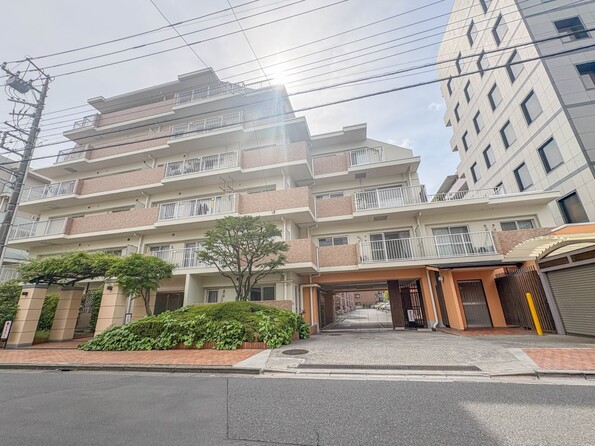 埼玉県さいたま市浦和区常盤１０丁目
