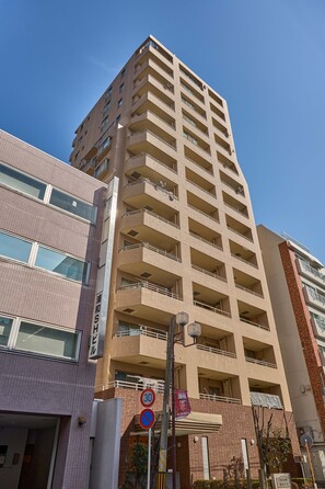 埼玉県さいたま市浦和区岸町4丁目