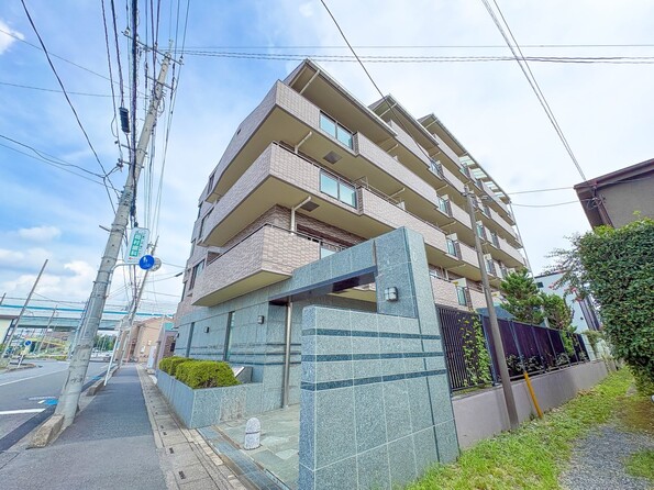 埼玉県さいたま市南区松本1丁目