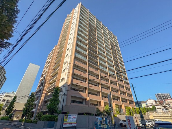 埼玉県さいたま市浦和区仲町2丁目