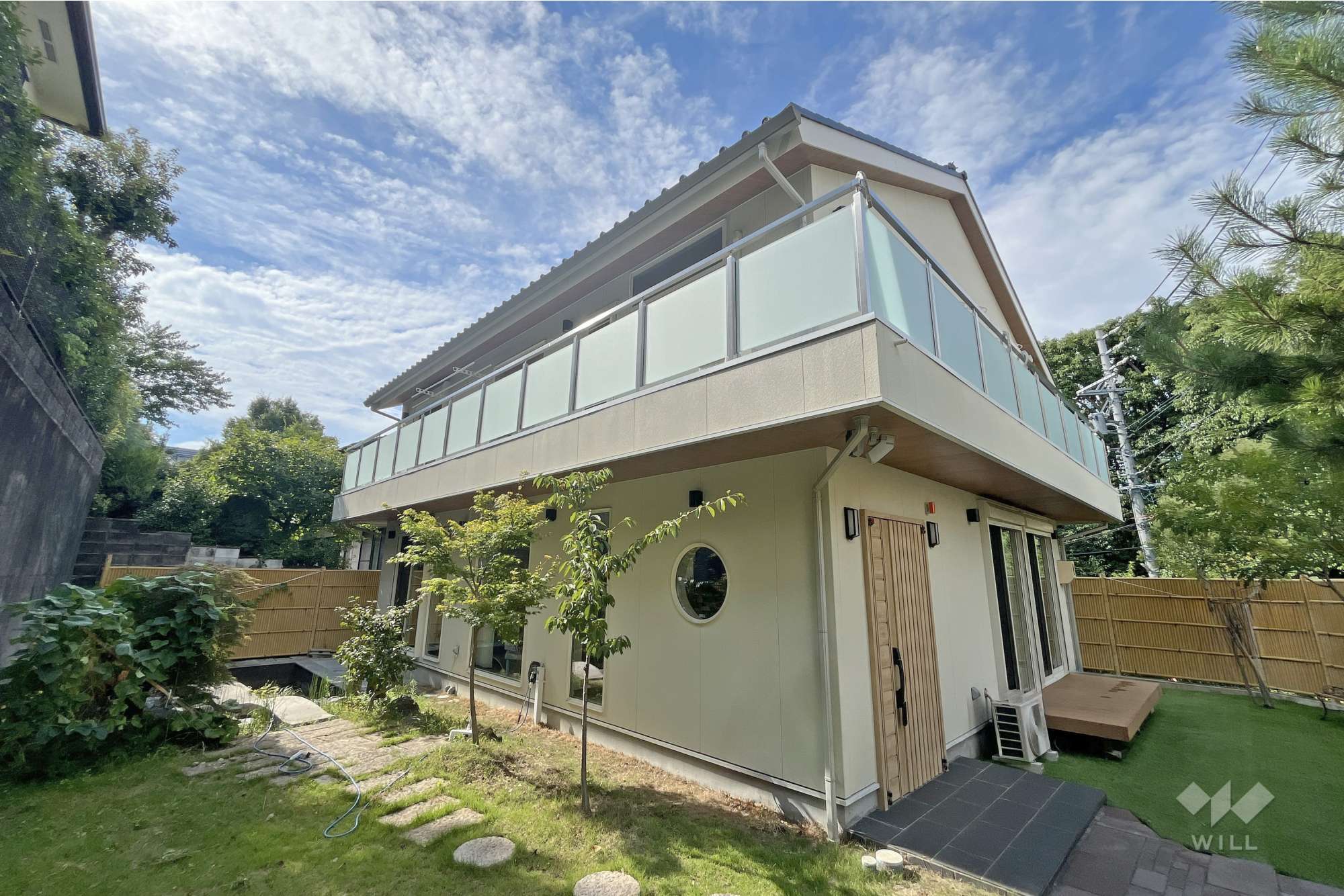 愛知県名古屋市千種区月ケ丘１丁目2