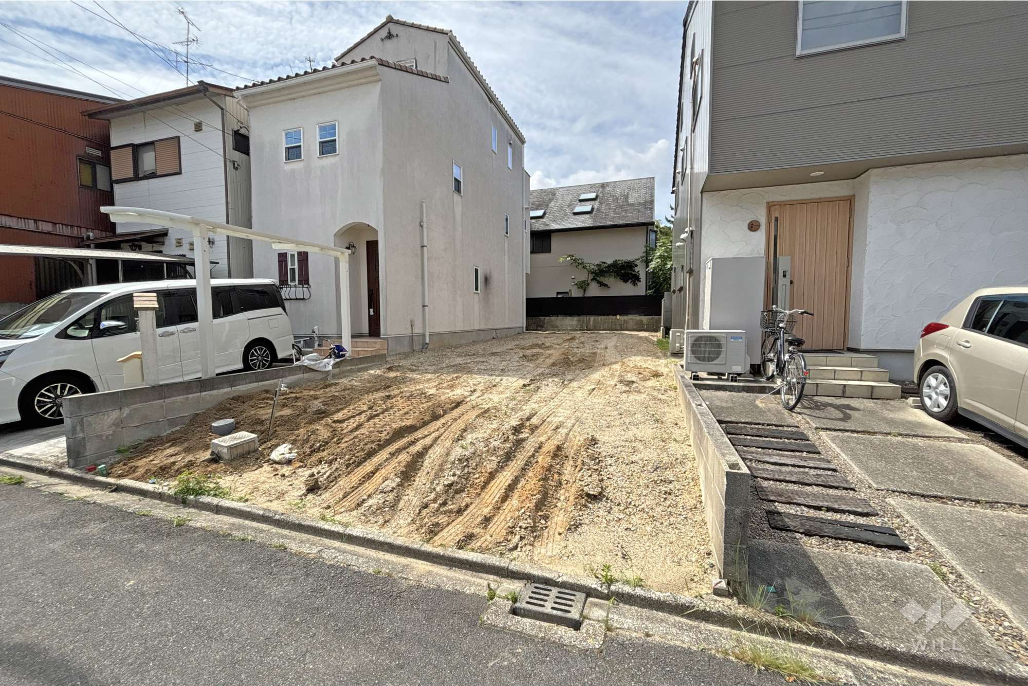 愛知県名古屋市千種区赤坂町３丁目62