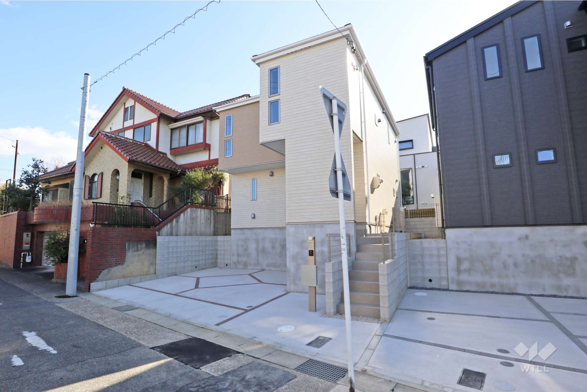 物件の外観（北西側から）［2025年12月12日撮影］