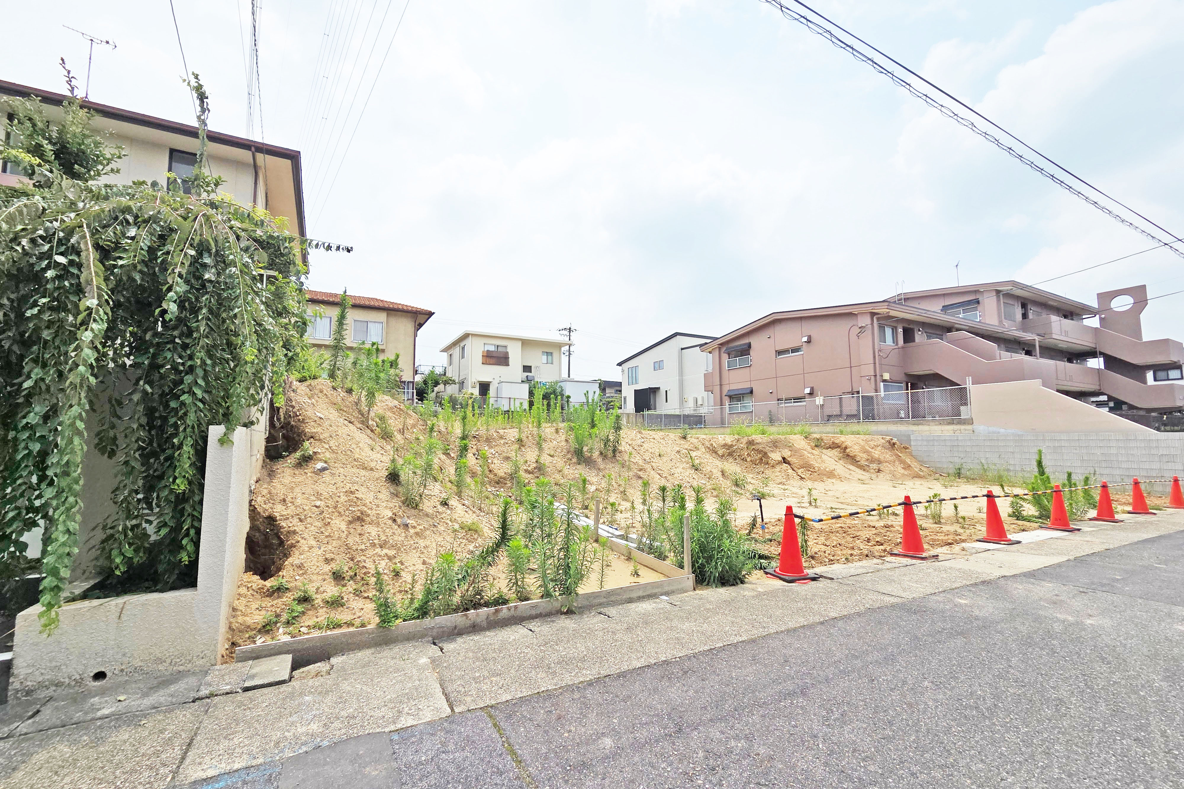 愛知県名古屋市名東区猪高台２丁目