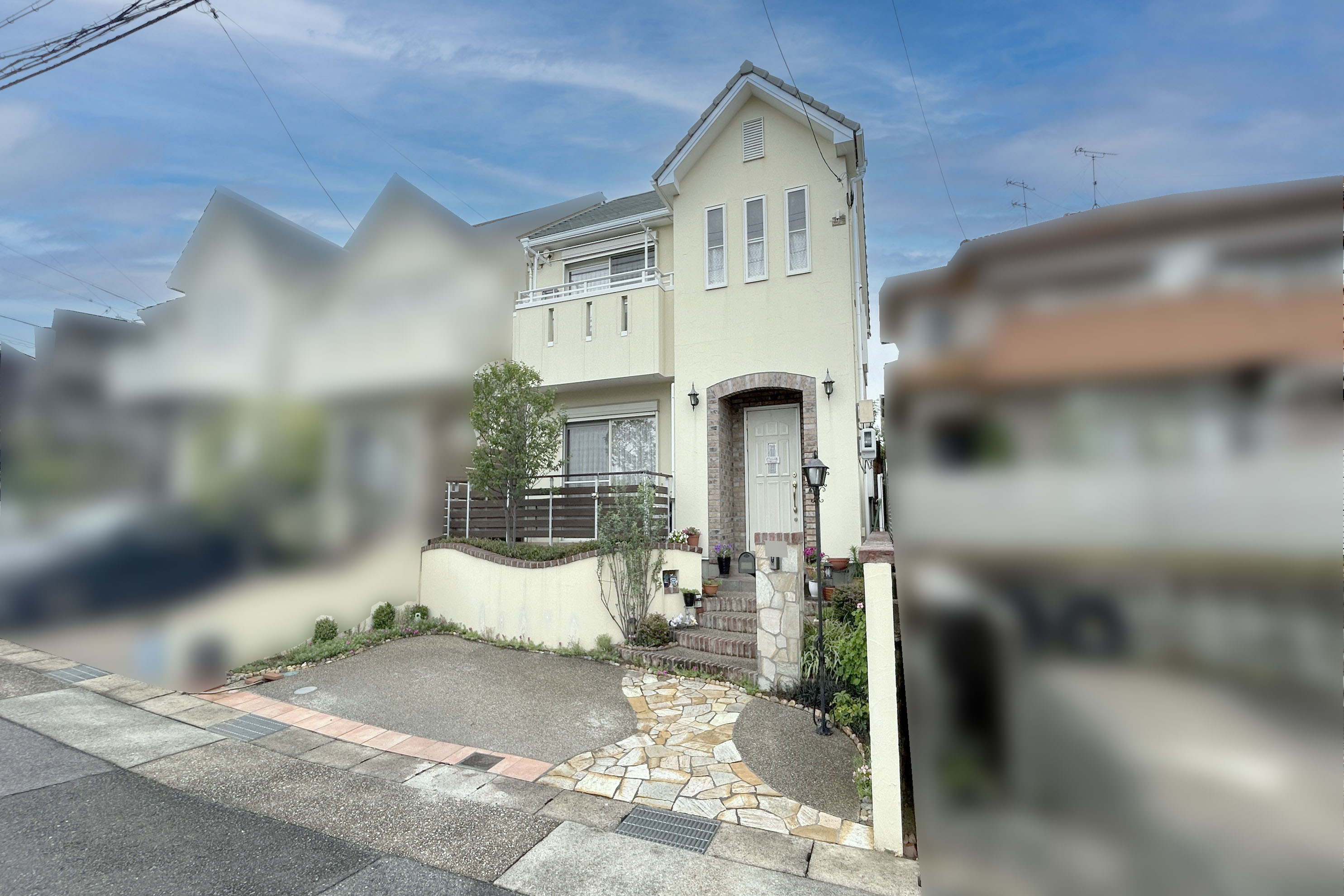 愛知県名古屋市名東区陸前町811