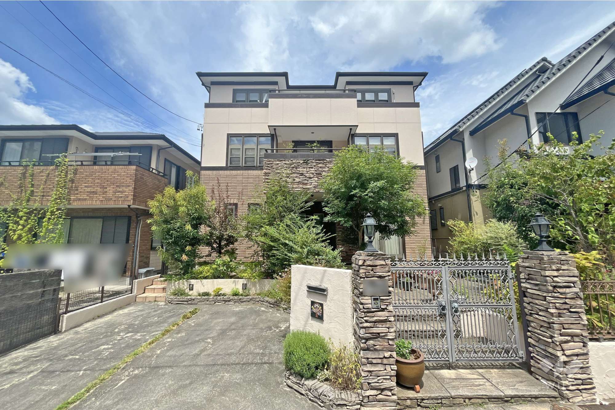 愛知県日進市栄4丁目