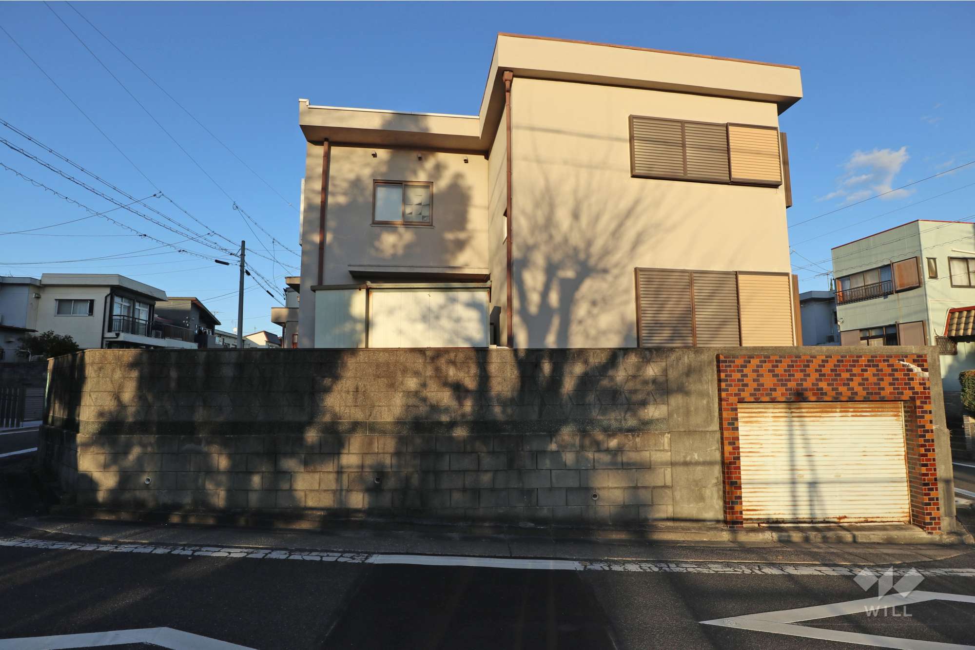 物件の外観（南西側から）［2025年12月16日撮影］