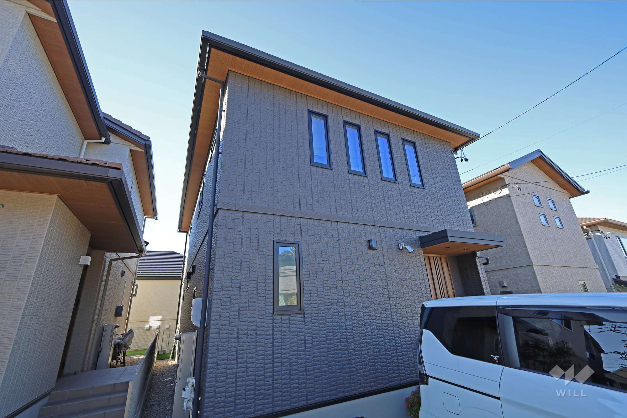 愛知県日進市岩崎町芦廻間111