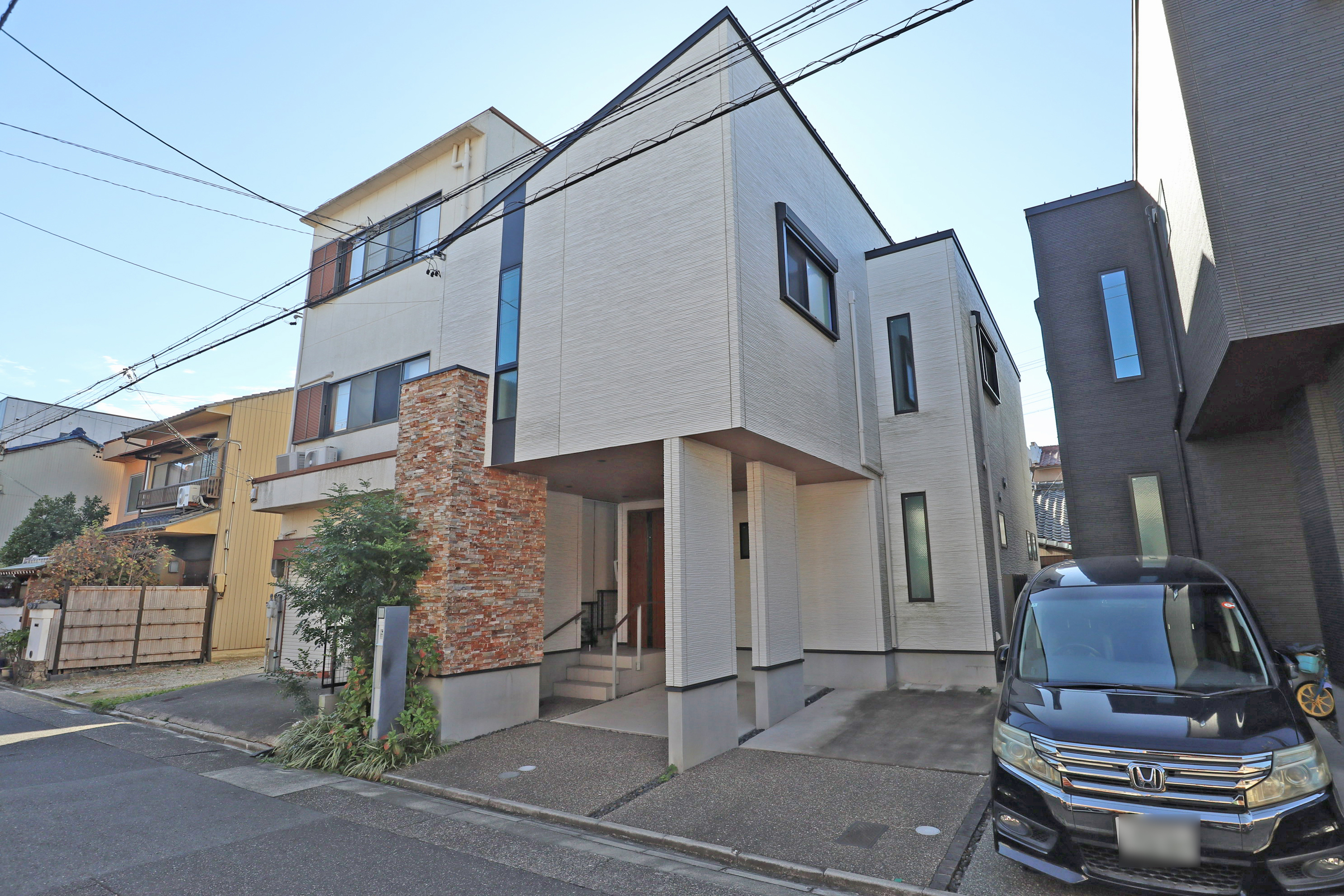 愛知県名古屋市中村区藤江町３丁目129