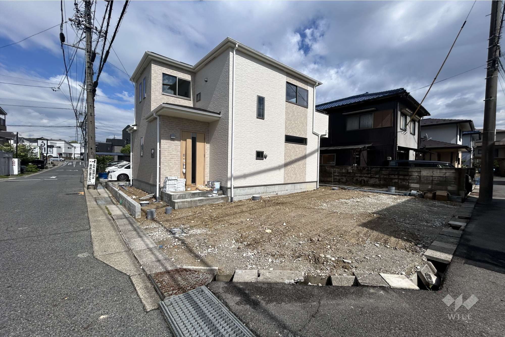 愛知県名古屋市緑区東神の倉２丁目2212