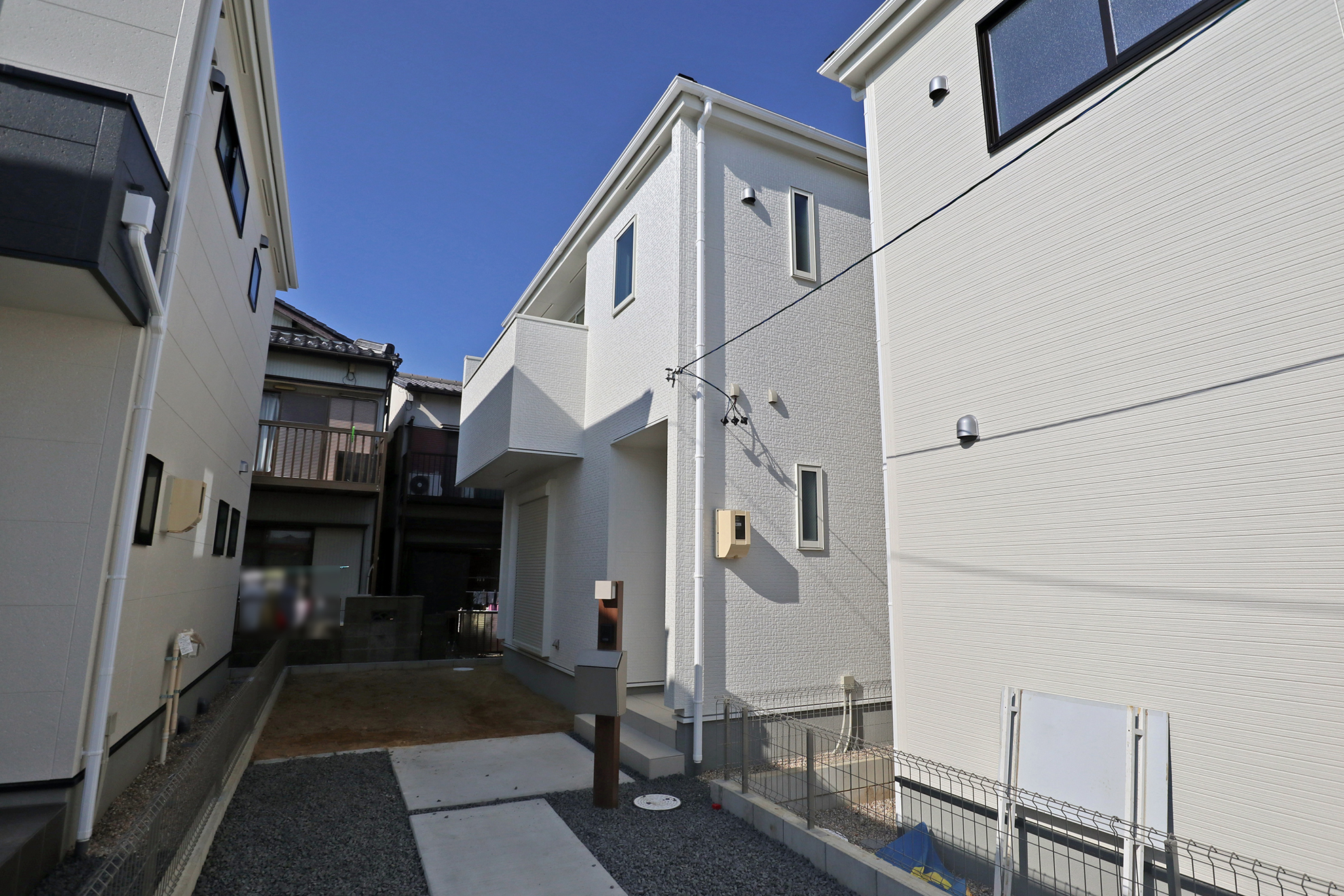 愛知県春日井市東野町西２丁目7