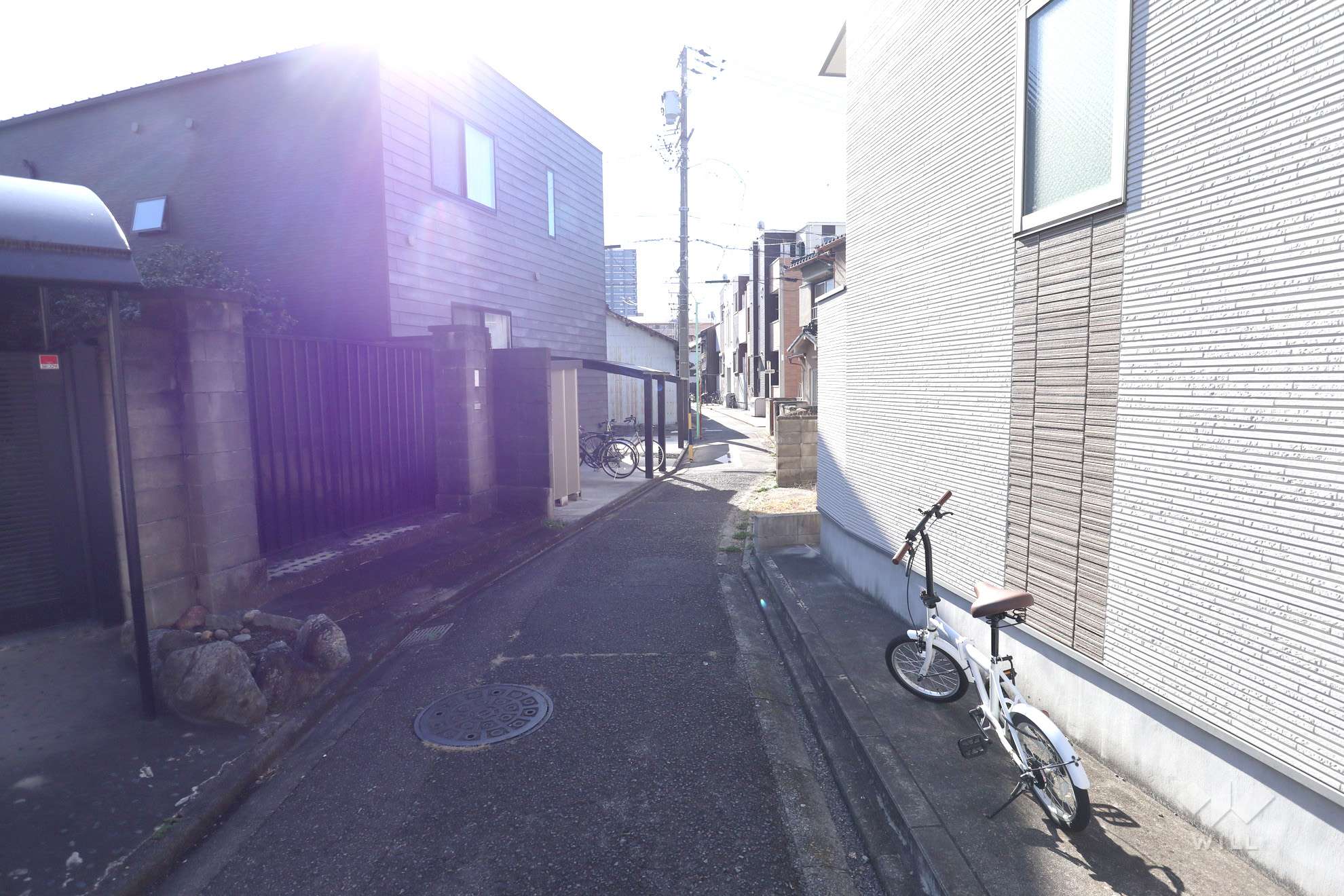 物件の東側前面道路（北側から）［2026年1月22日撮影］