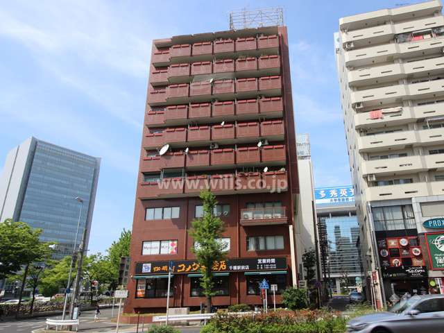 愛知県名古屋市千種区内山3丁目25