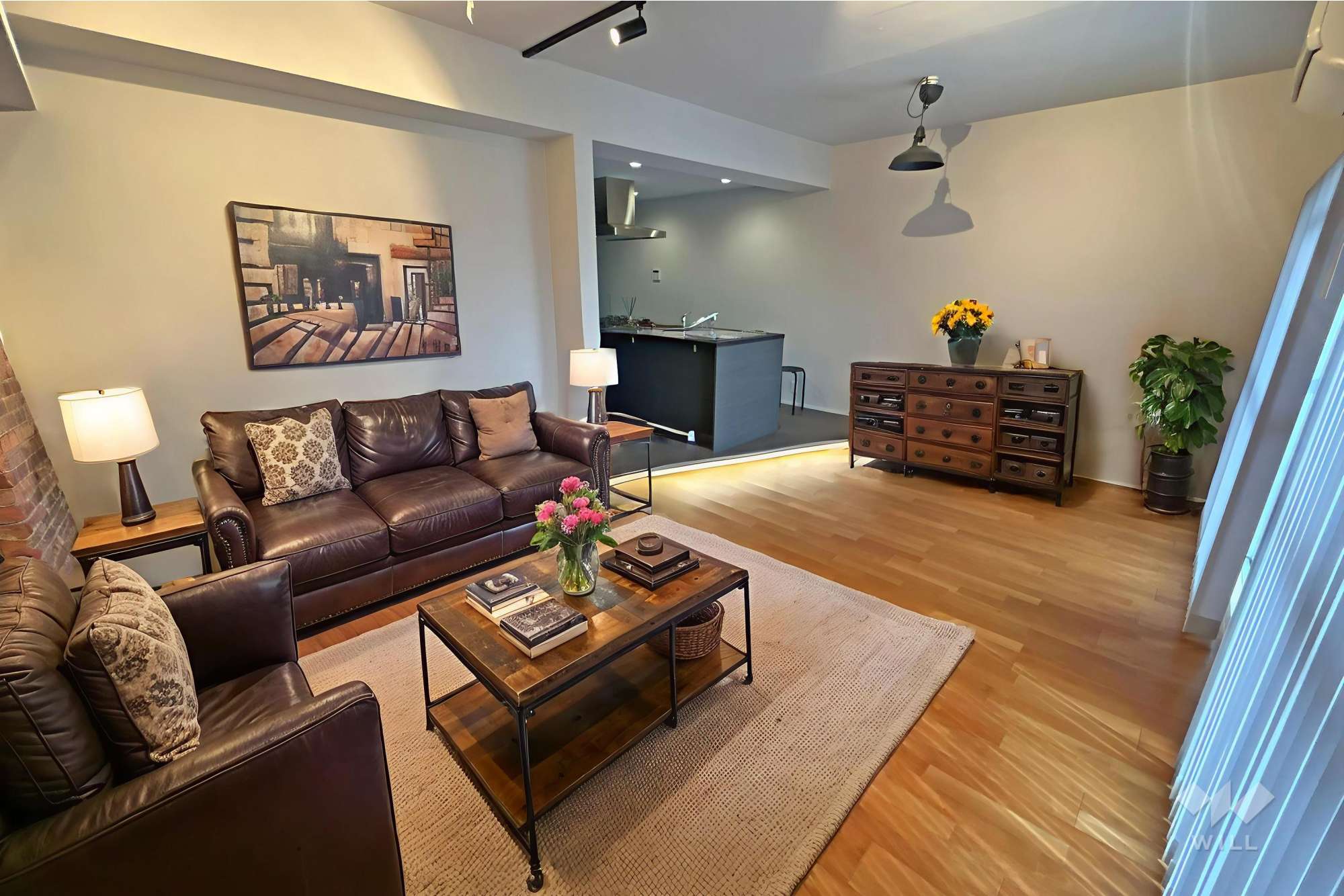 愛知県名古屋市千種区千種１丁目14