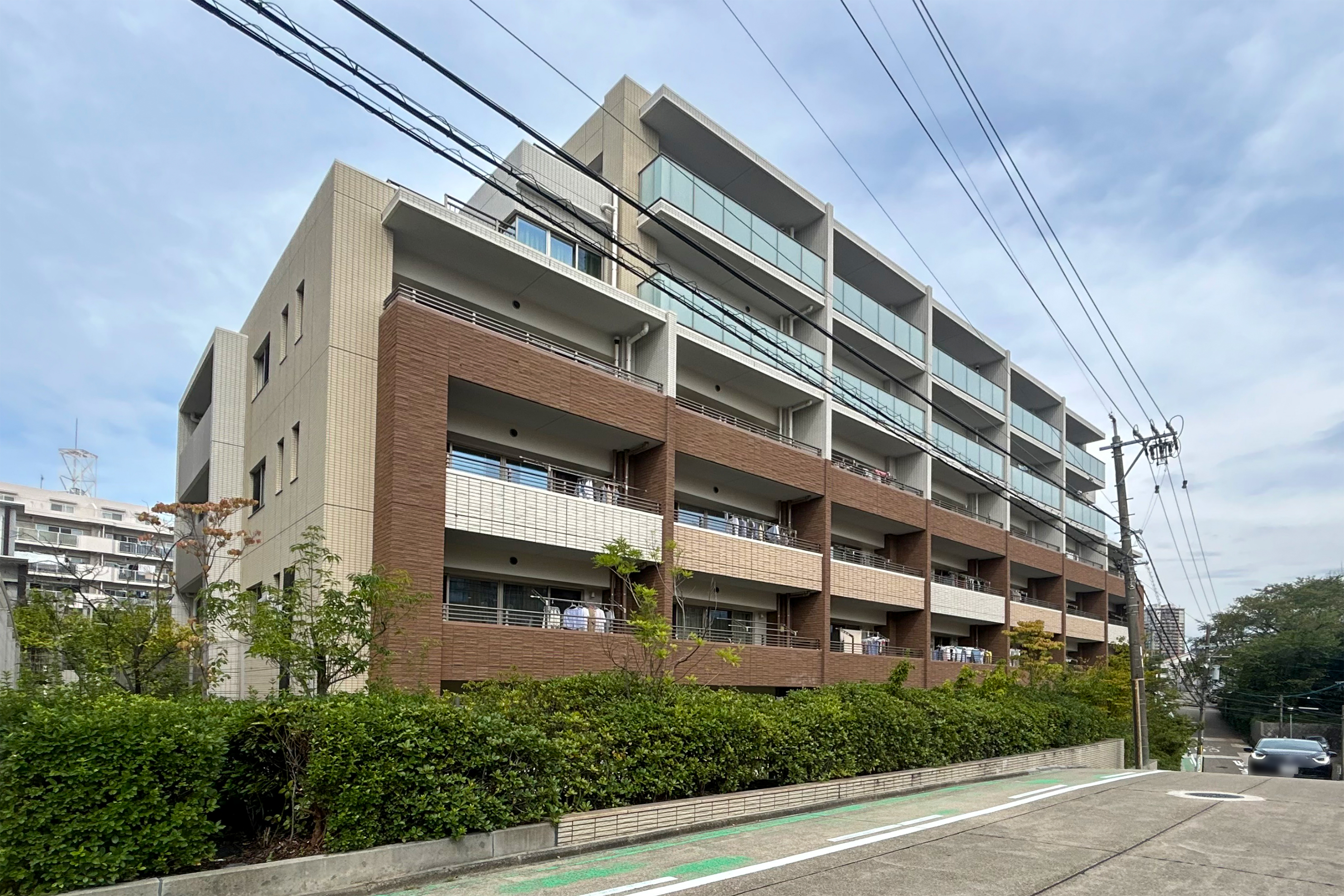 愛知県名古屋市千種区新池町1丁目21