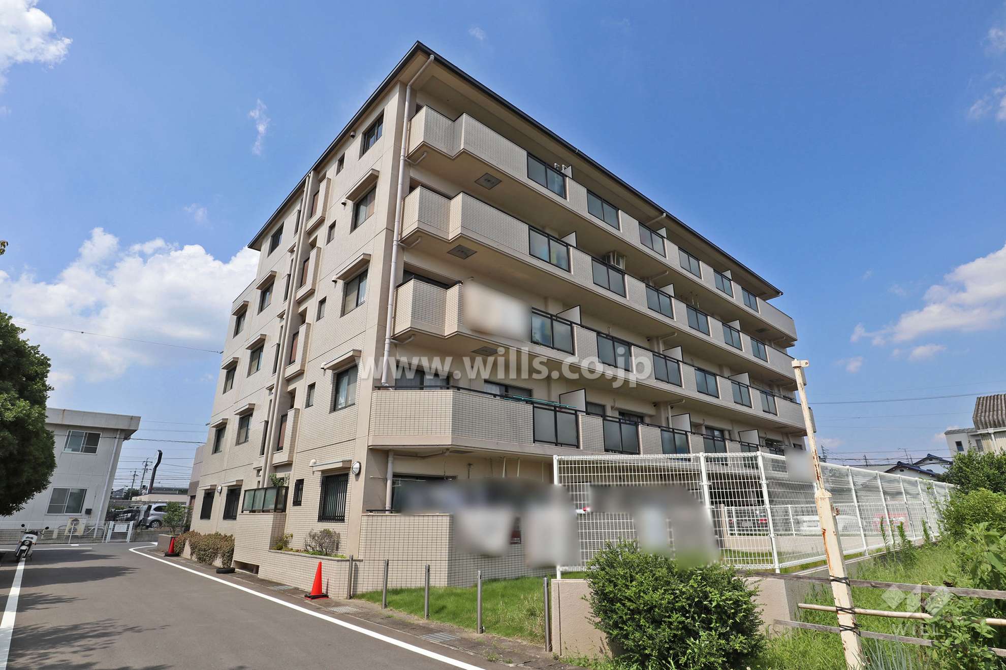 愛知県尾張旭市南本地ケ原町２丁目64