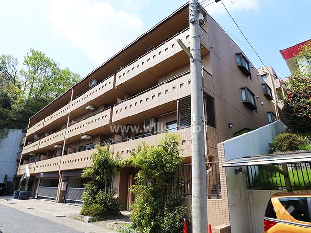 愛知県名古屋市名東区植園町１丁目