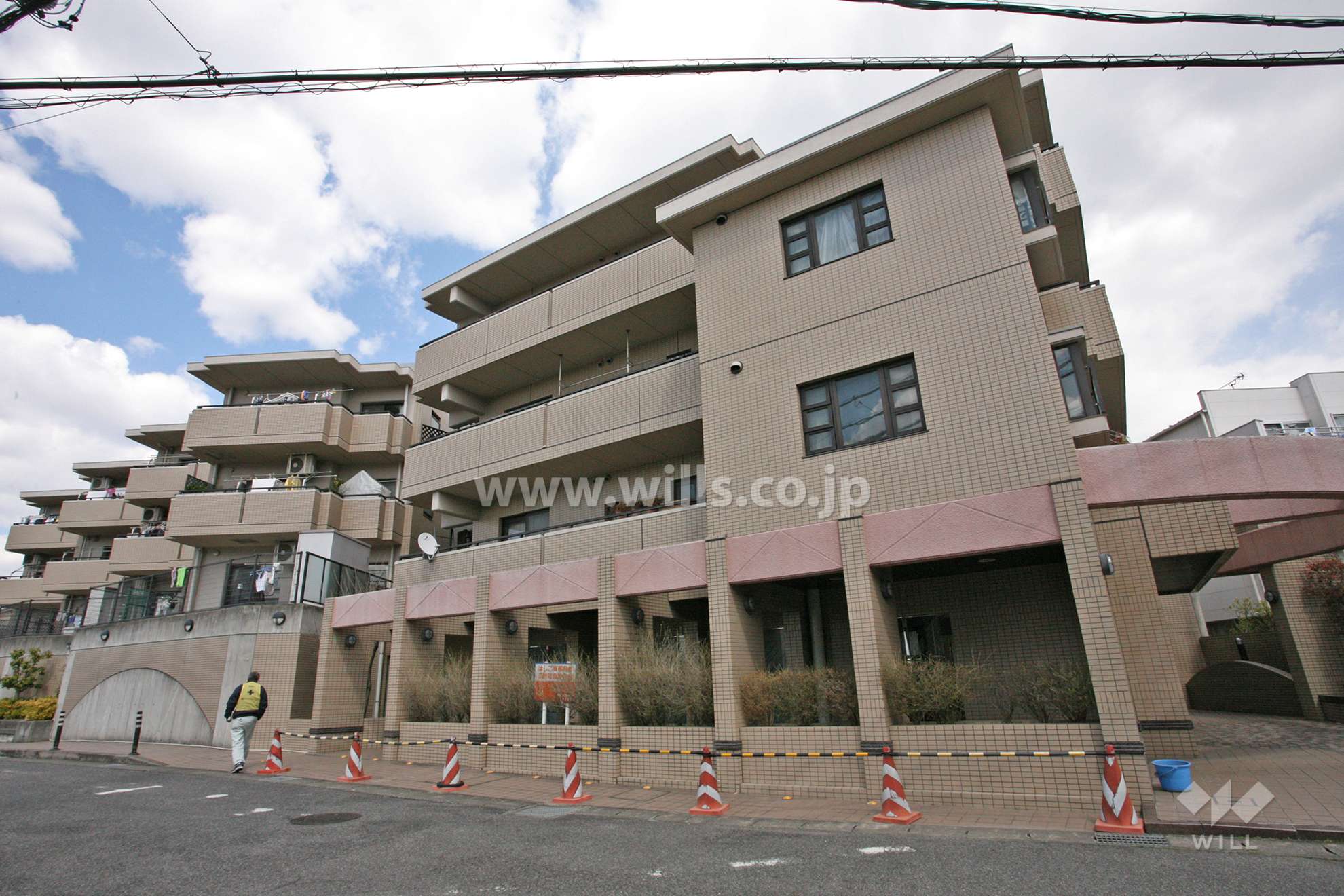 愛知県日進市岩崎町石兼56