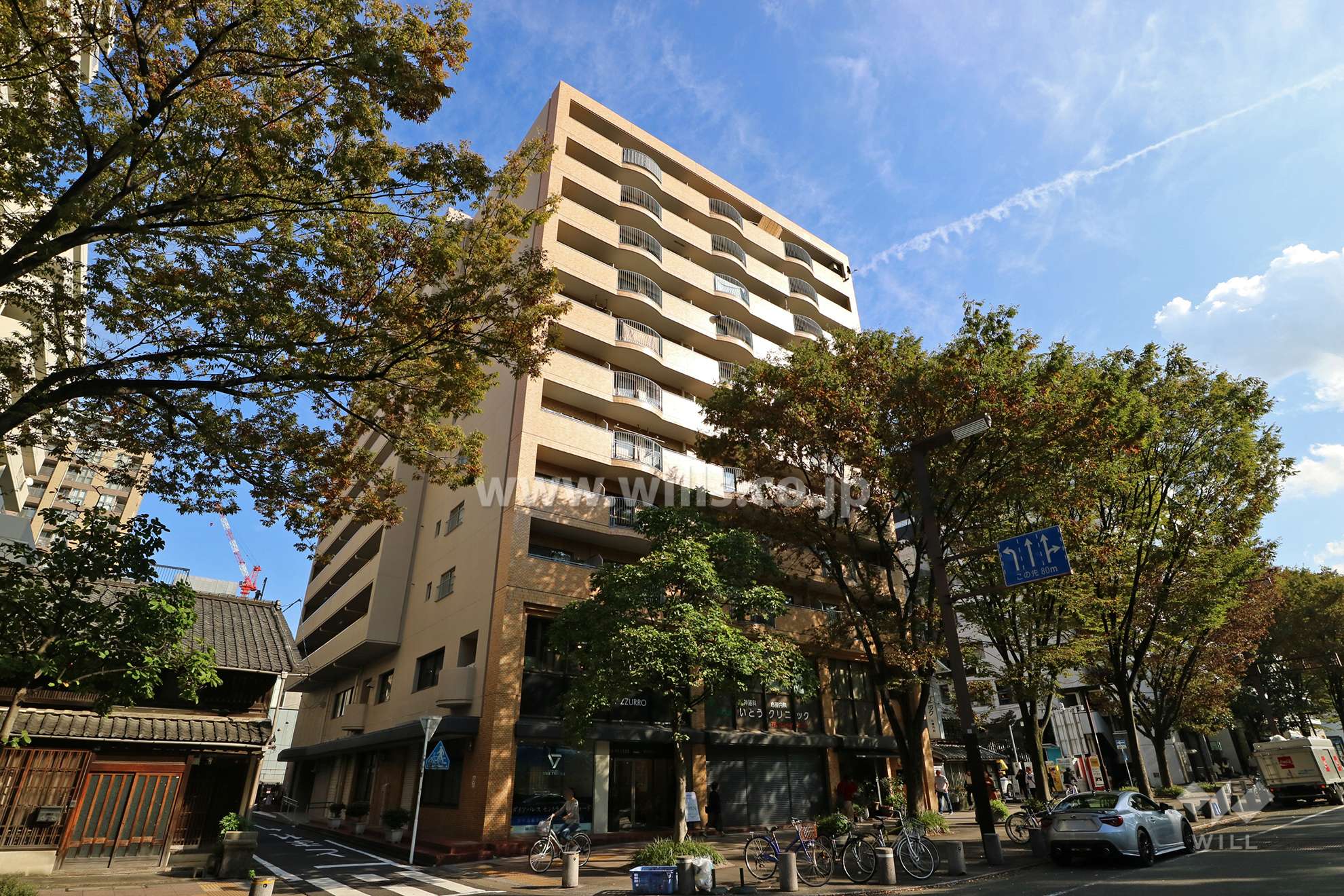 愛知県名古屋市東区泉1丁目15