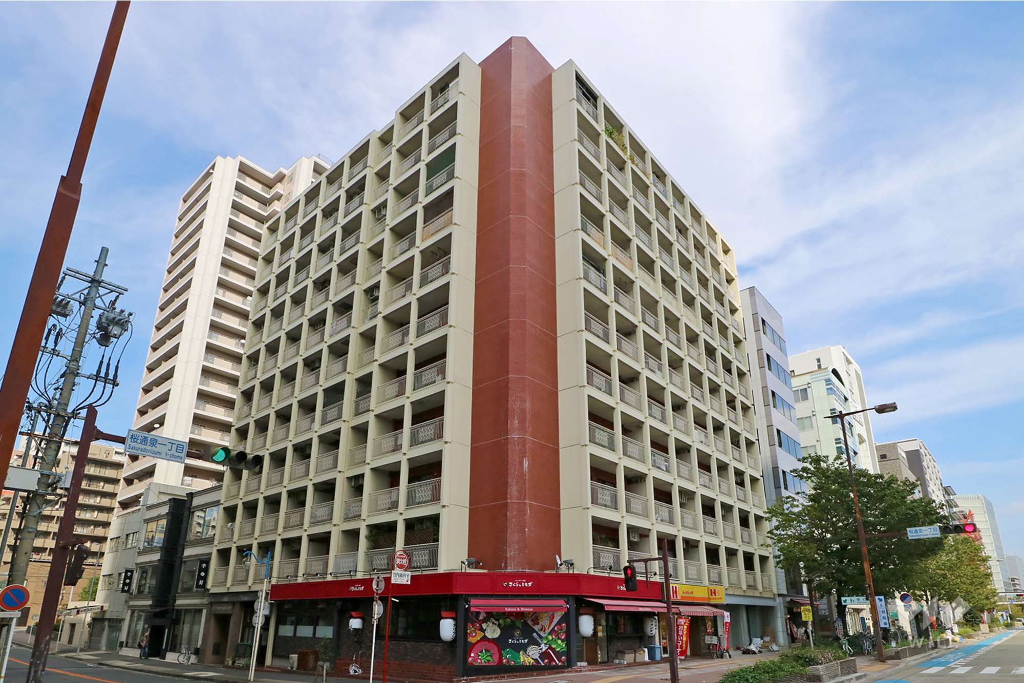 愛知県名古屋市東区泉１丁目22