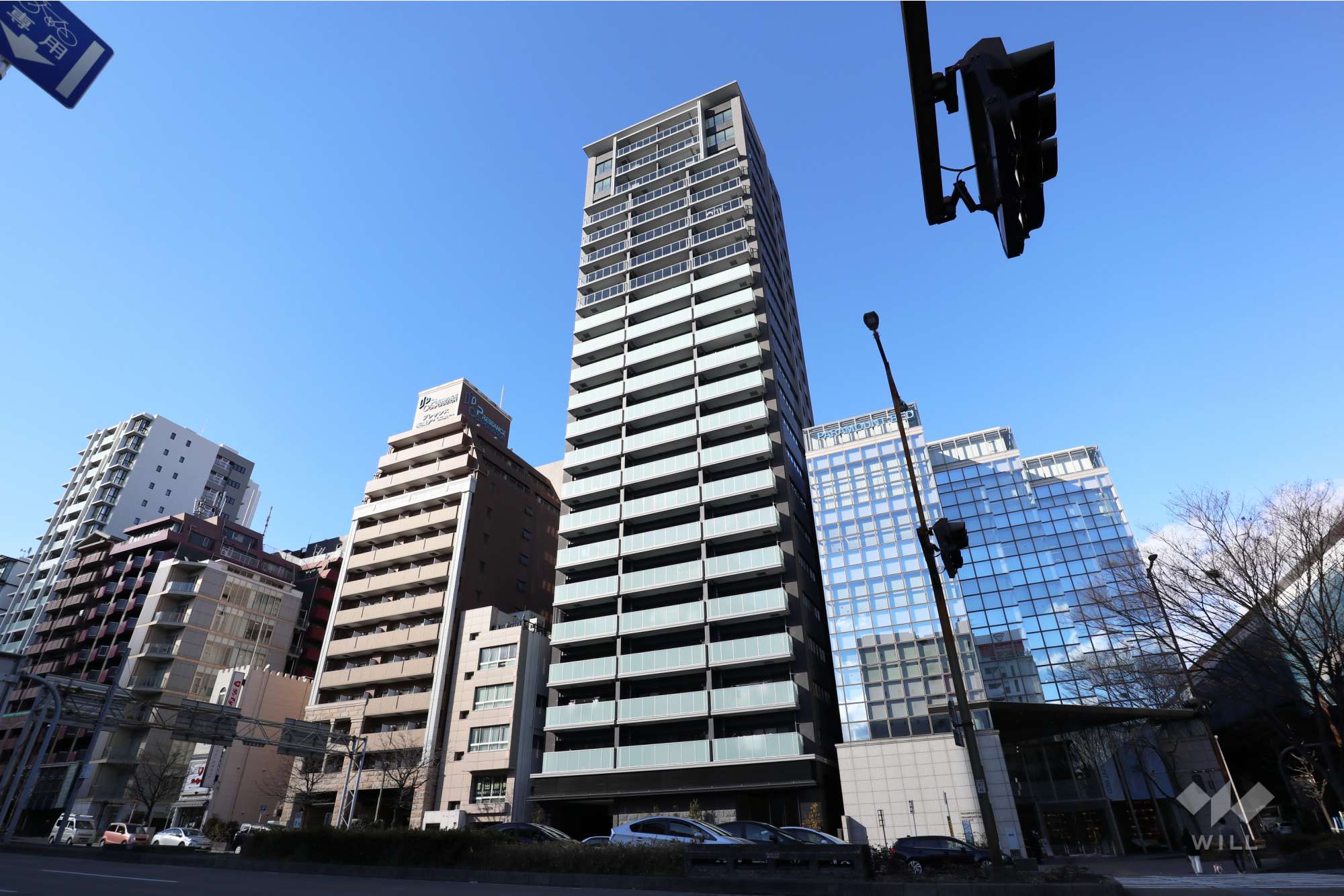 愛知県名古屋市東区泉１丁目2016