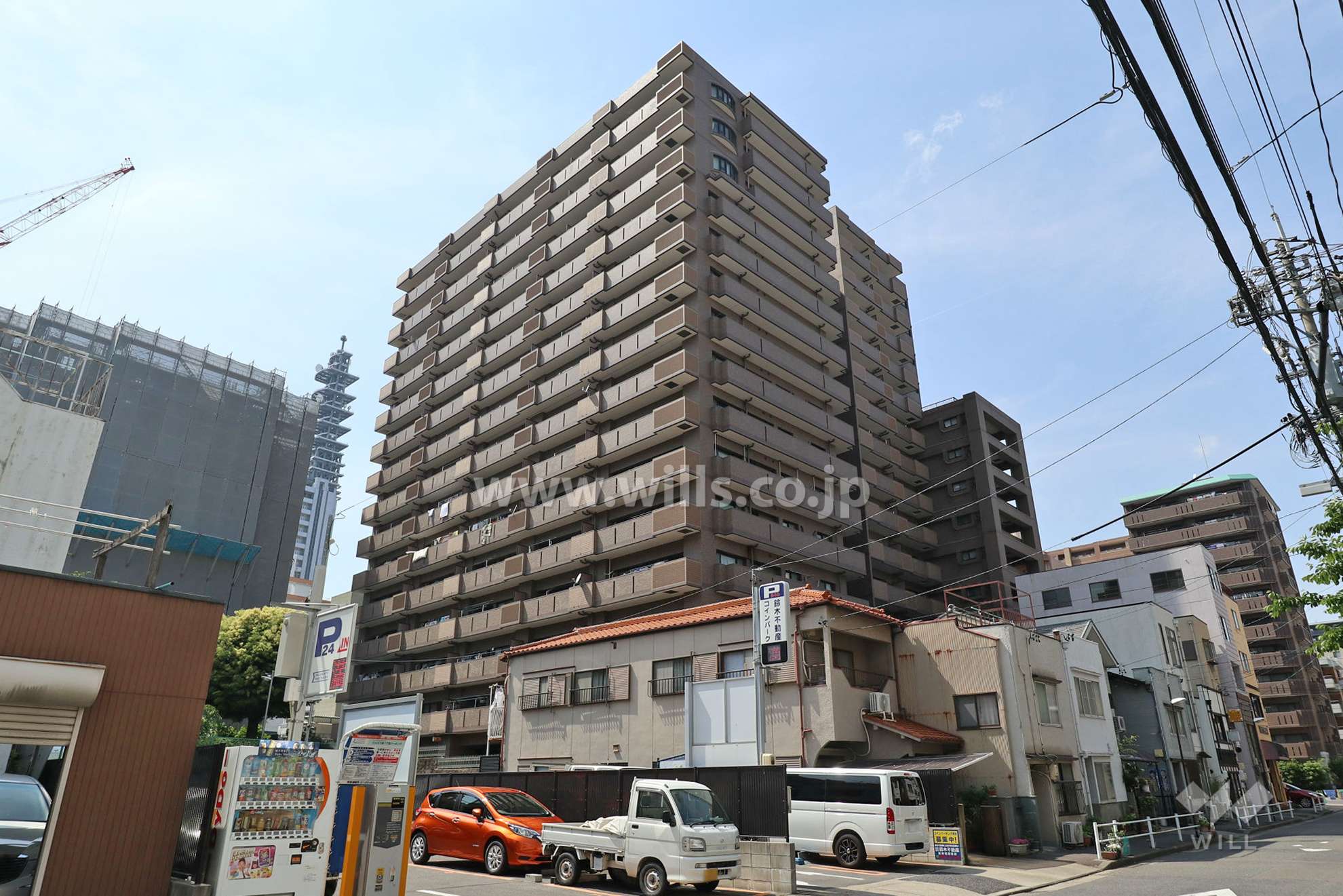 愛知県名古屋市東区泉1丁目18