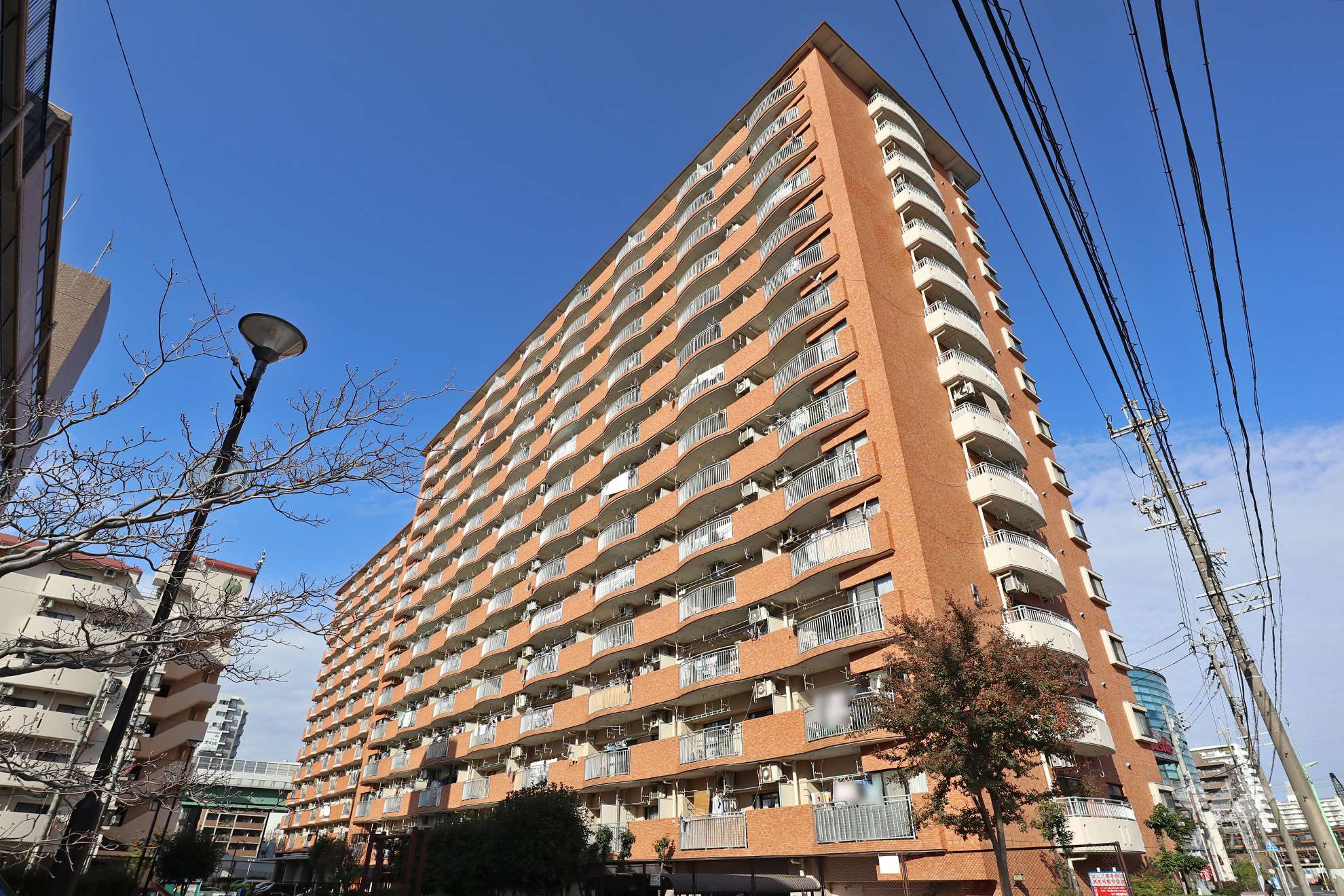愛知県名古屋市中川区尾頭橋1丁目1