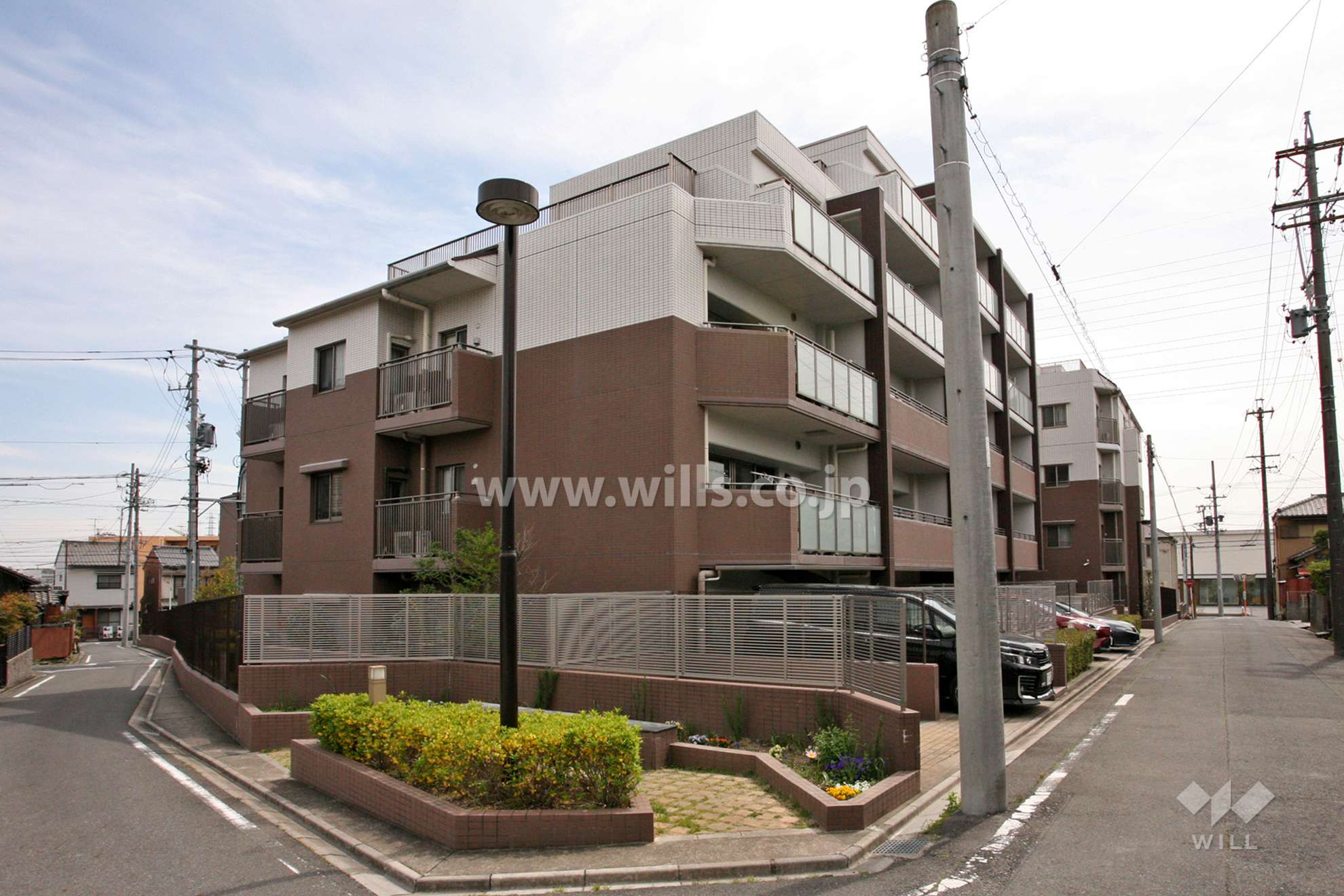 愛知県名古屋市南区粕畠町３丁目20