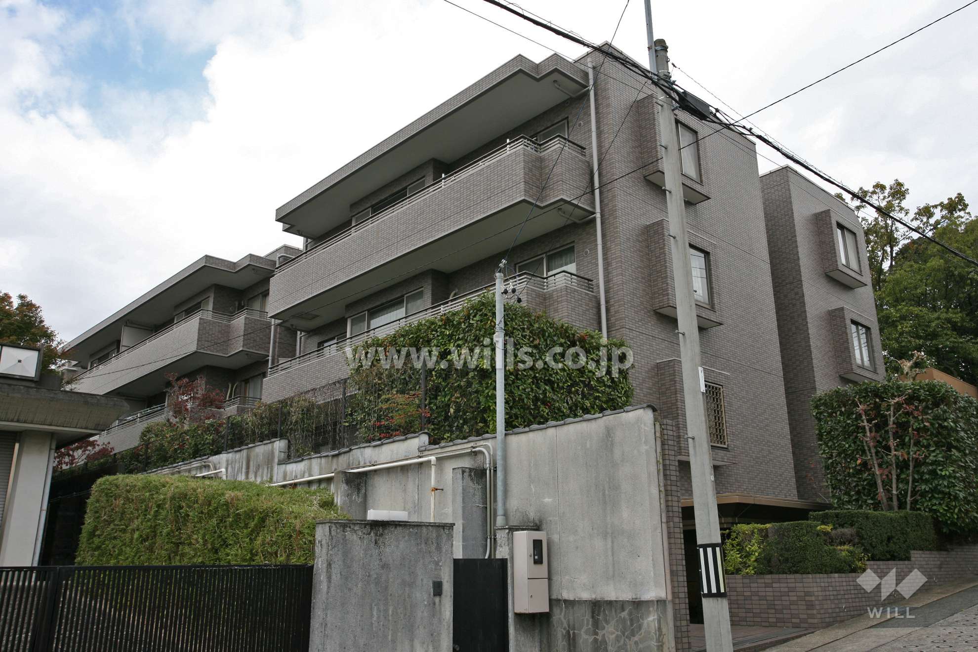 愛知県名古屋市瑞穂区春山町6