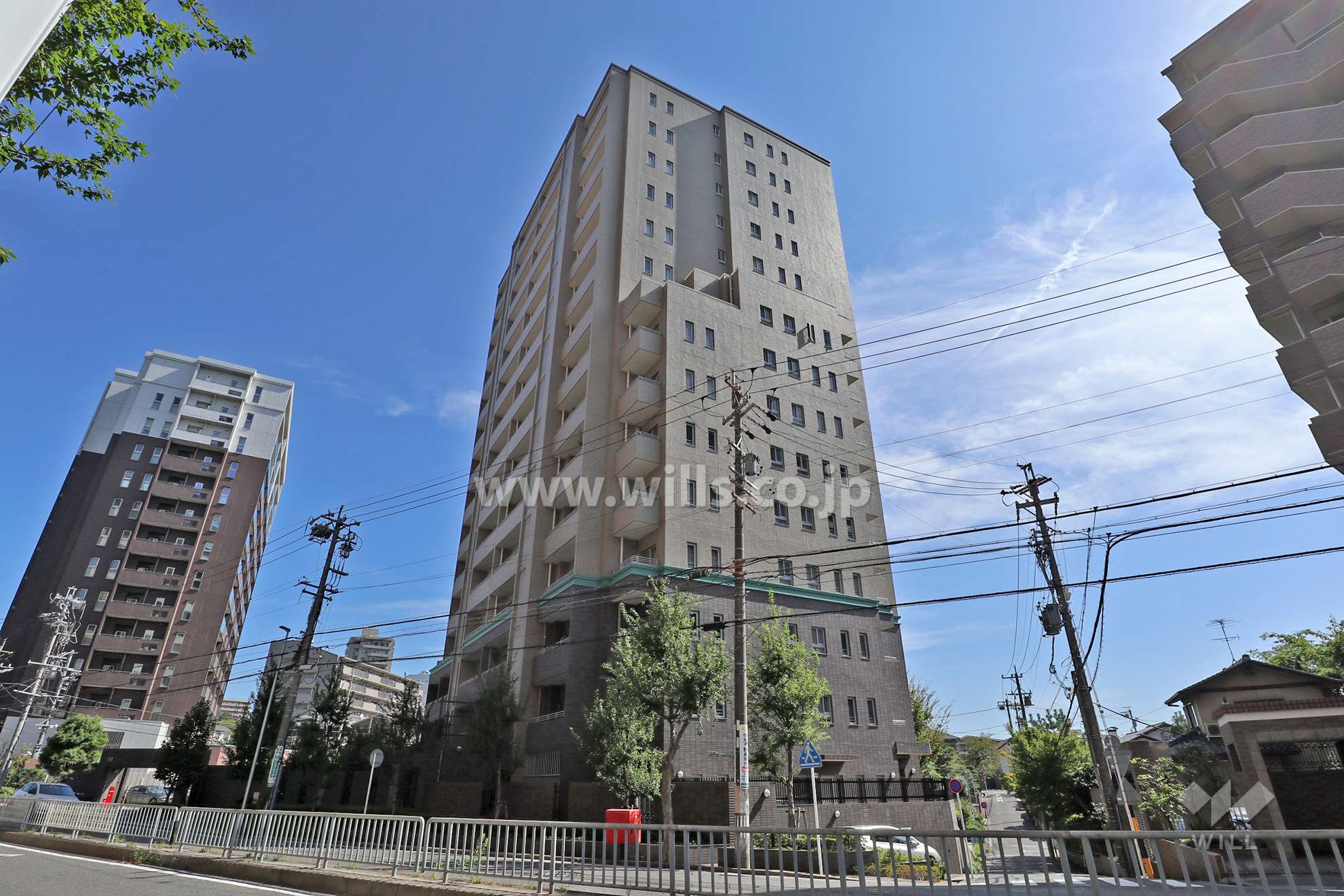 愛知県名古屋市瑞穂区彌富町字紅葉園7