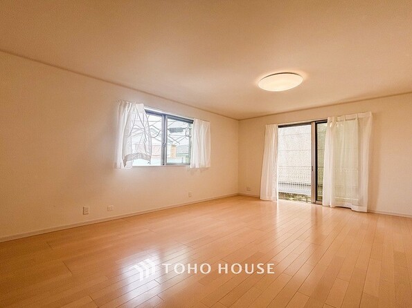 ご家族やお客様との時間など、多くの時を刻む空間。何気なく過ぎる時でさえも上質なひと時に。