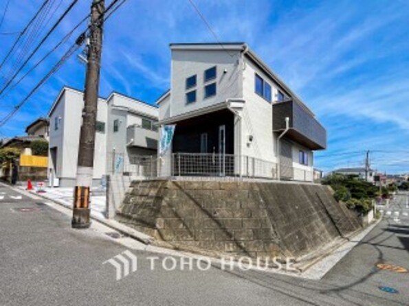 神奈川県横浜市金沢区六浦３丁目