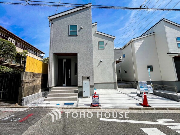 神奈川県横浜市金沢区六浦３丁目