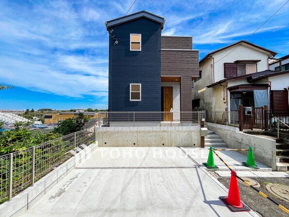 神奈川県横浜市旭区白根８丁目