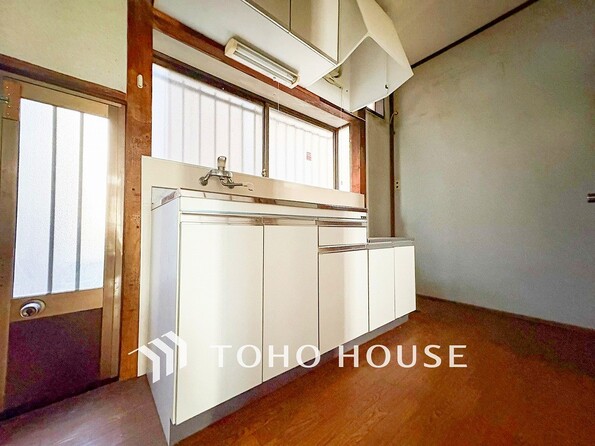 美味しいお料理も楽しいお喋りもキッチンを中心に広がります。