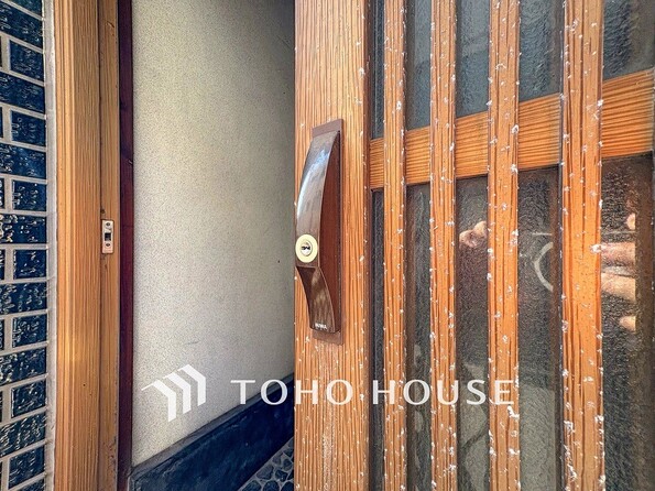 外出時も安心、玄関鍵。