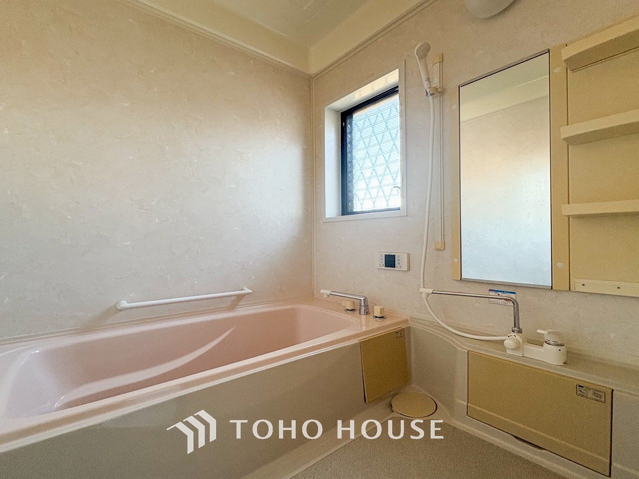 1日の疲れを取り心身を癒すことができる住まいの中のリラクゼーション空間。